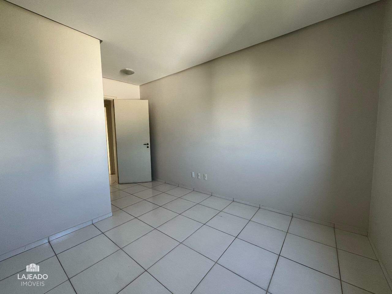 Apartamento à venda com 3 quartos, 105m² - Foto 19