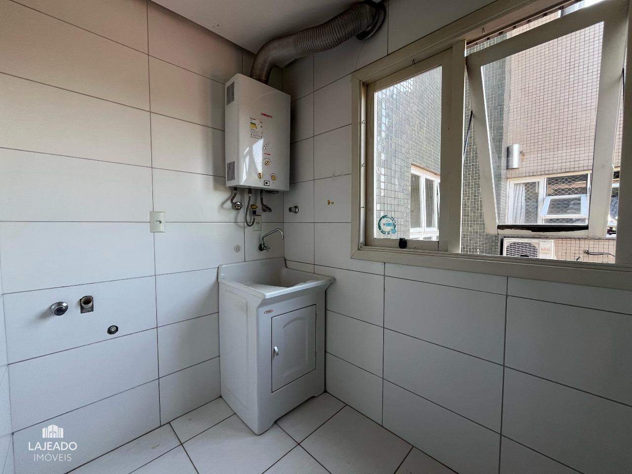 Apartamento à venda com 3 quartos, 105m² - Foto 11