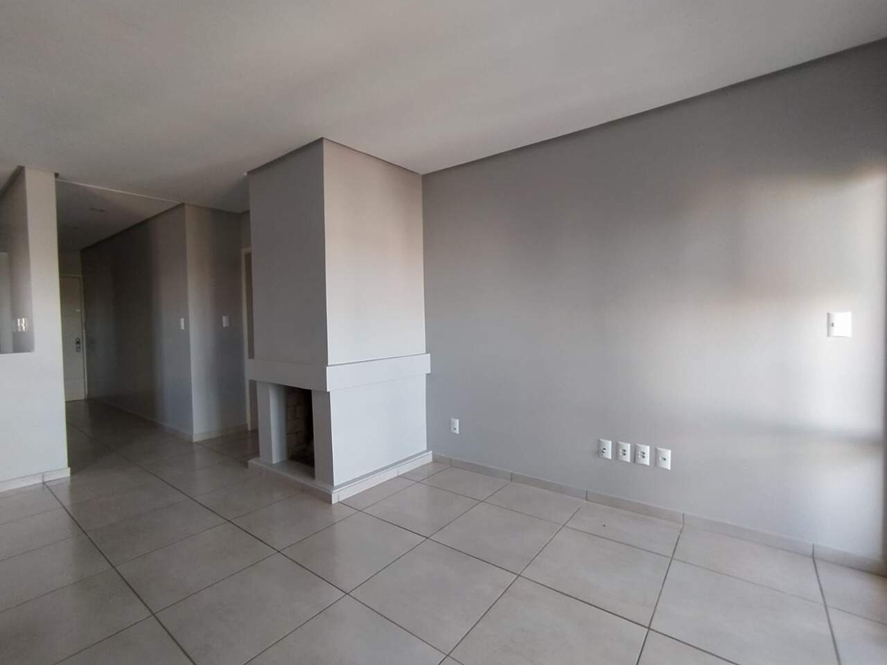 Apartamento à venda com 3 quartos, 105m² - Foto 8