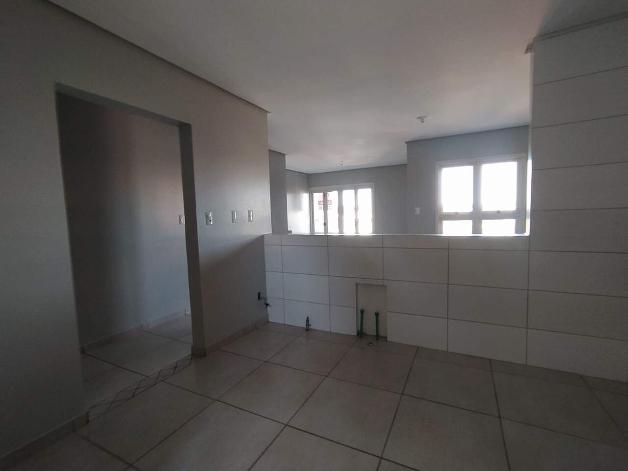 Apartamento à venda com 3 quartos, 105m² - Foto 3