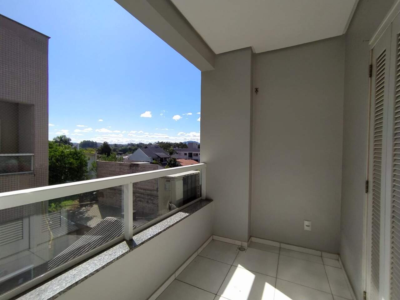Apartamento à venda com 3 quartos, 105m² - Foto 12