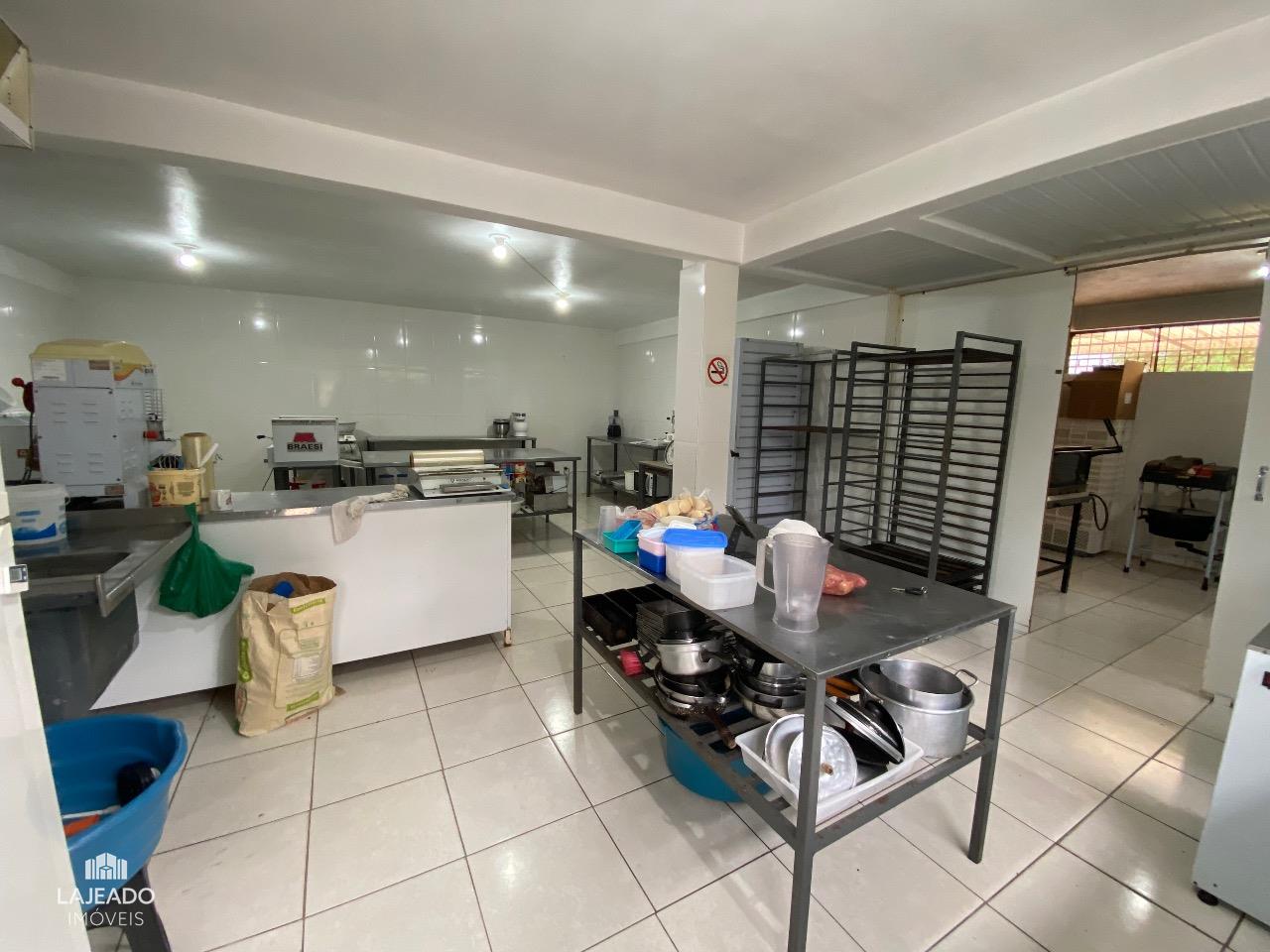 Casa, 3 quartos, 238 m² - Foto 24