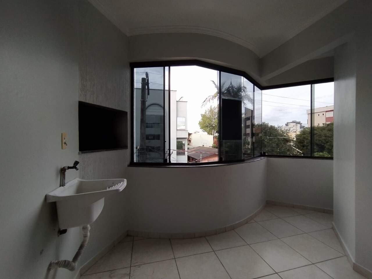 Apartamento à venda com 2 quartos, 55m² - Foto 4
