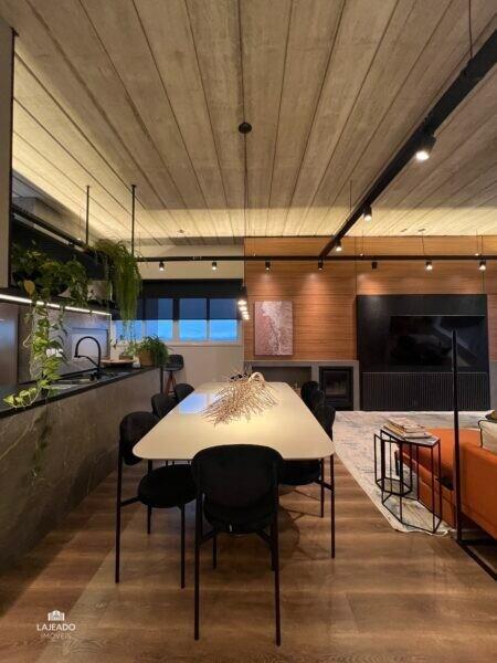 Cobertura à venda no Centro: 