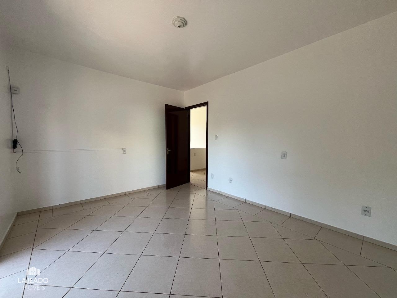 Casa para aluguel no Alto do Parque: 