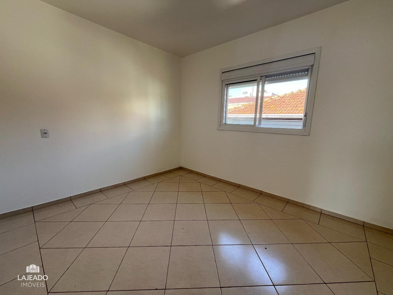 Casa para aluguel no Alto do Parque: 