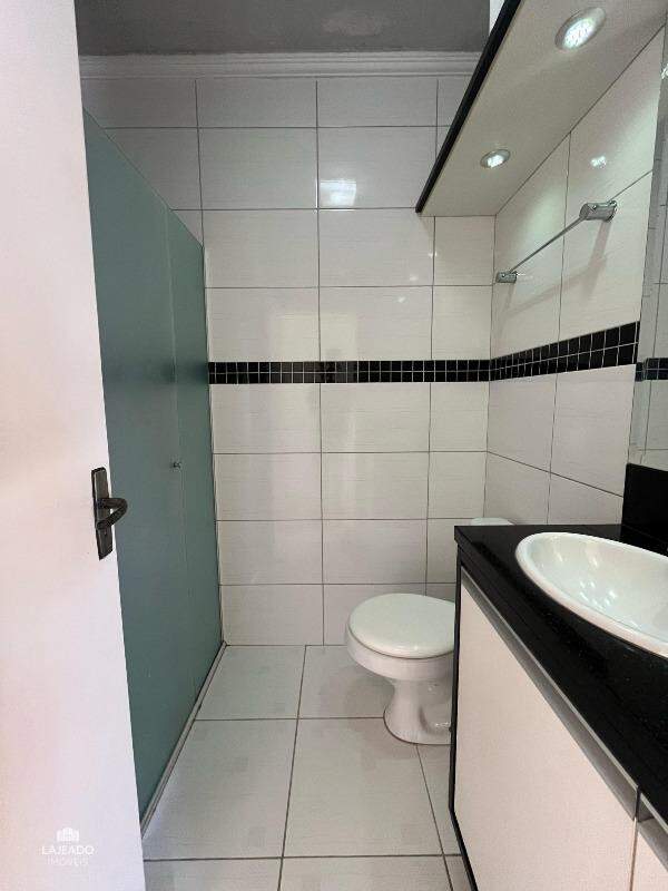 Apartamento para alugar com 2 quartos, 80m² - Foto 13