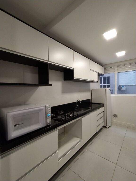 Apartamento à venda com 2 quartos, 55m² - Foto 6