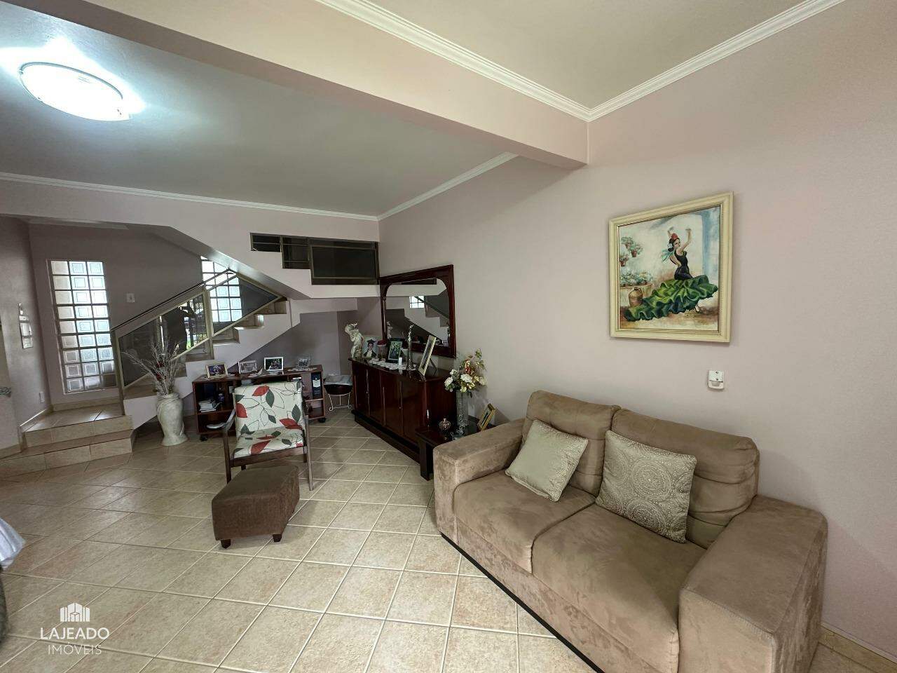 Casa à venda com 4 quartos, 308m² - Foto 10