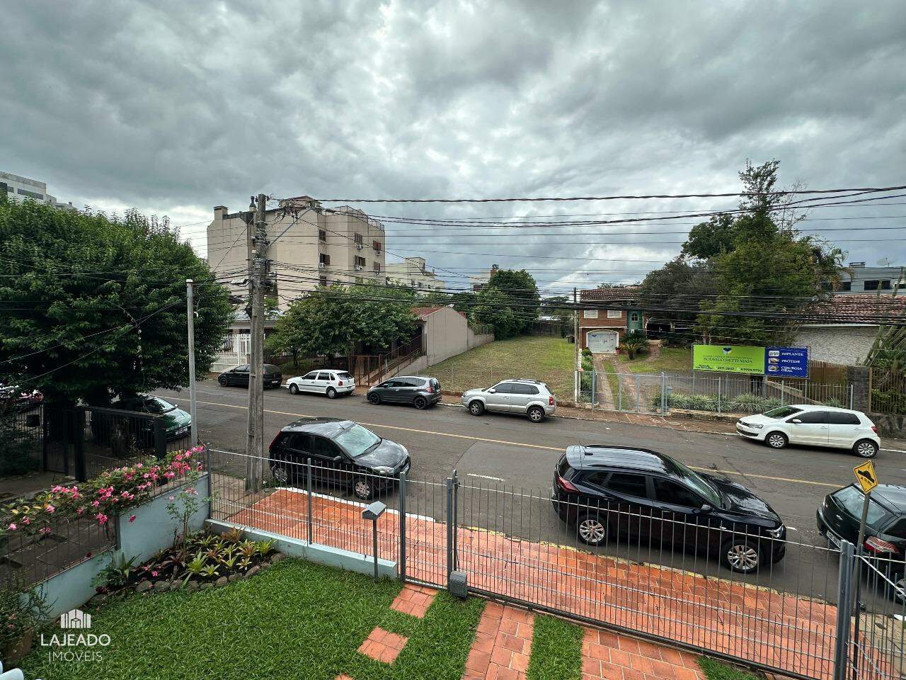 Casa à venda com 4 quartos, 308m² - Foto 4