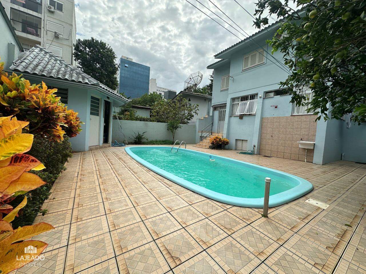 Casa à venda com 4 quartos, 308m² - Foto 5