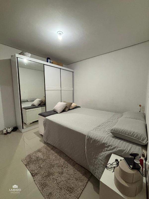 Apartamento à venda no Barra da Forqueta: 