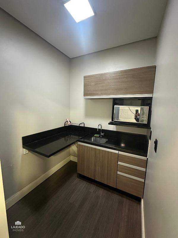Sala comercial à venda no Centro: 
