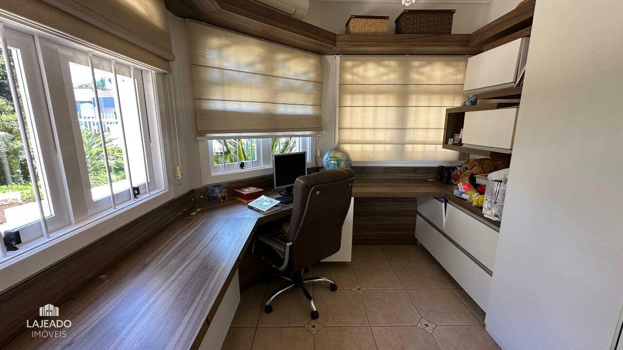 Casa à venda no Bairro dos Estados: 