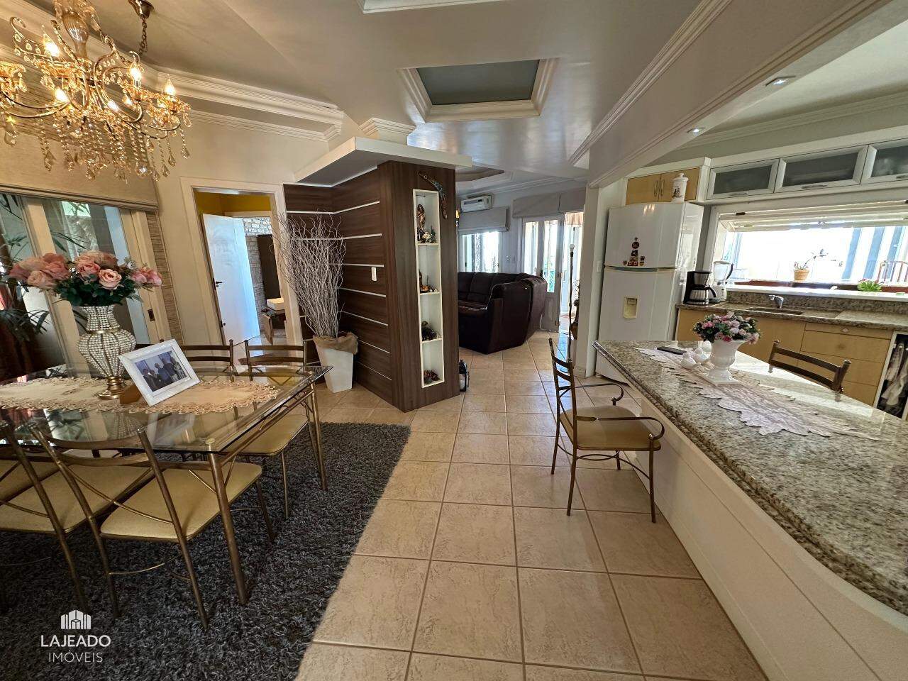 Casa à venda no Bairro dos Estados: 