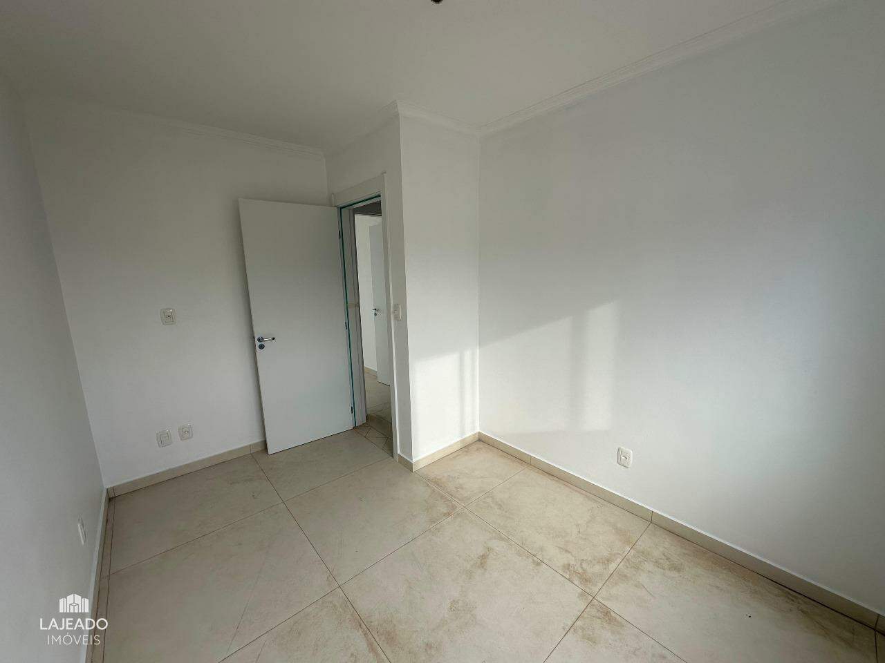 Sobrado à venda no Conventos: 