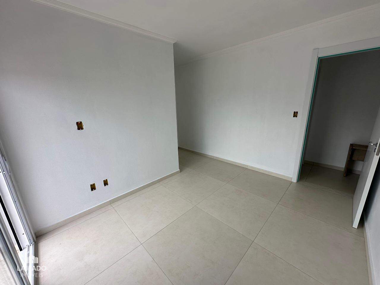Sobrado à venda no Conventos: 