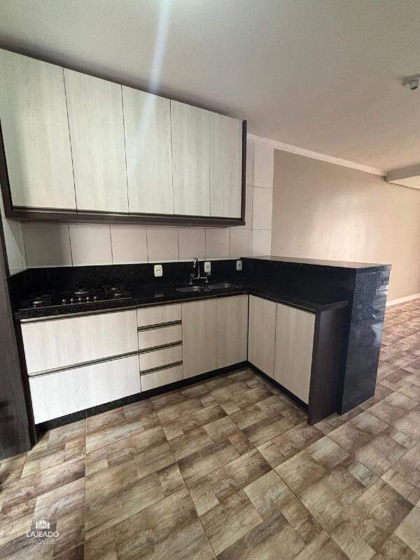 Casa para alugar com 2 quartos, 80m² - Foto 4