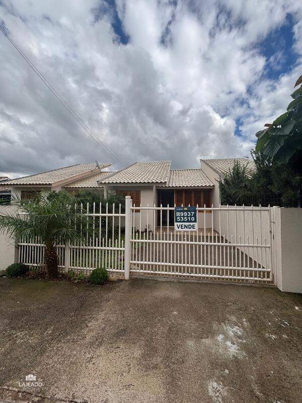 Casa para alugar com 2 quartos, 80m² - Foto 1