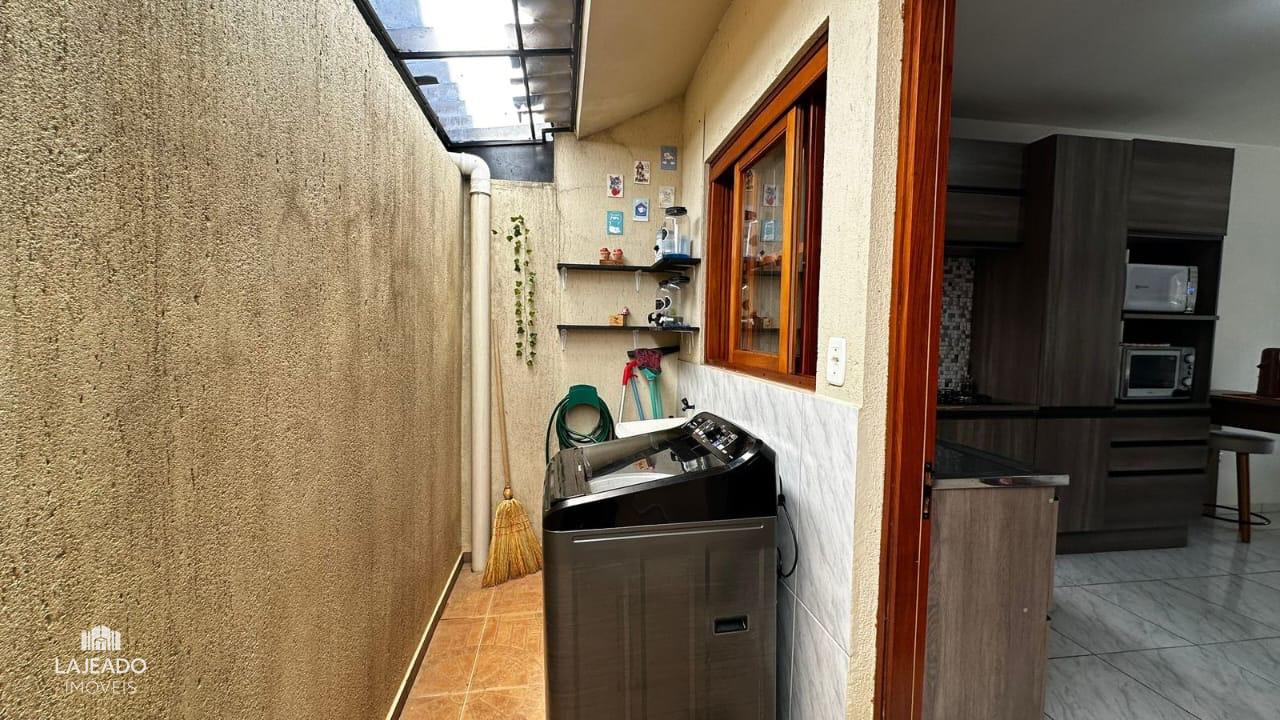 Casa à venda no Bom Pastor: 