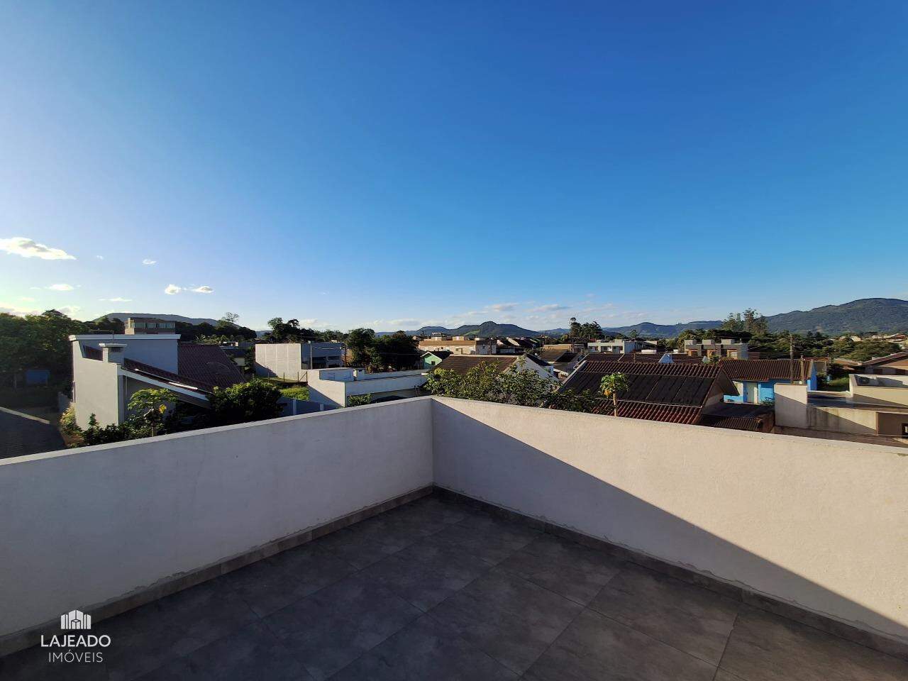Casa à venda com 3 quartos, 57m² - Foto 7