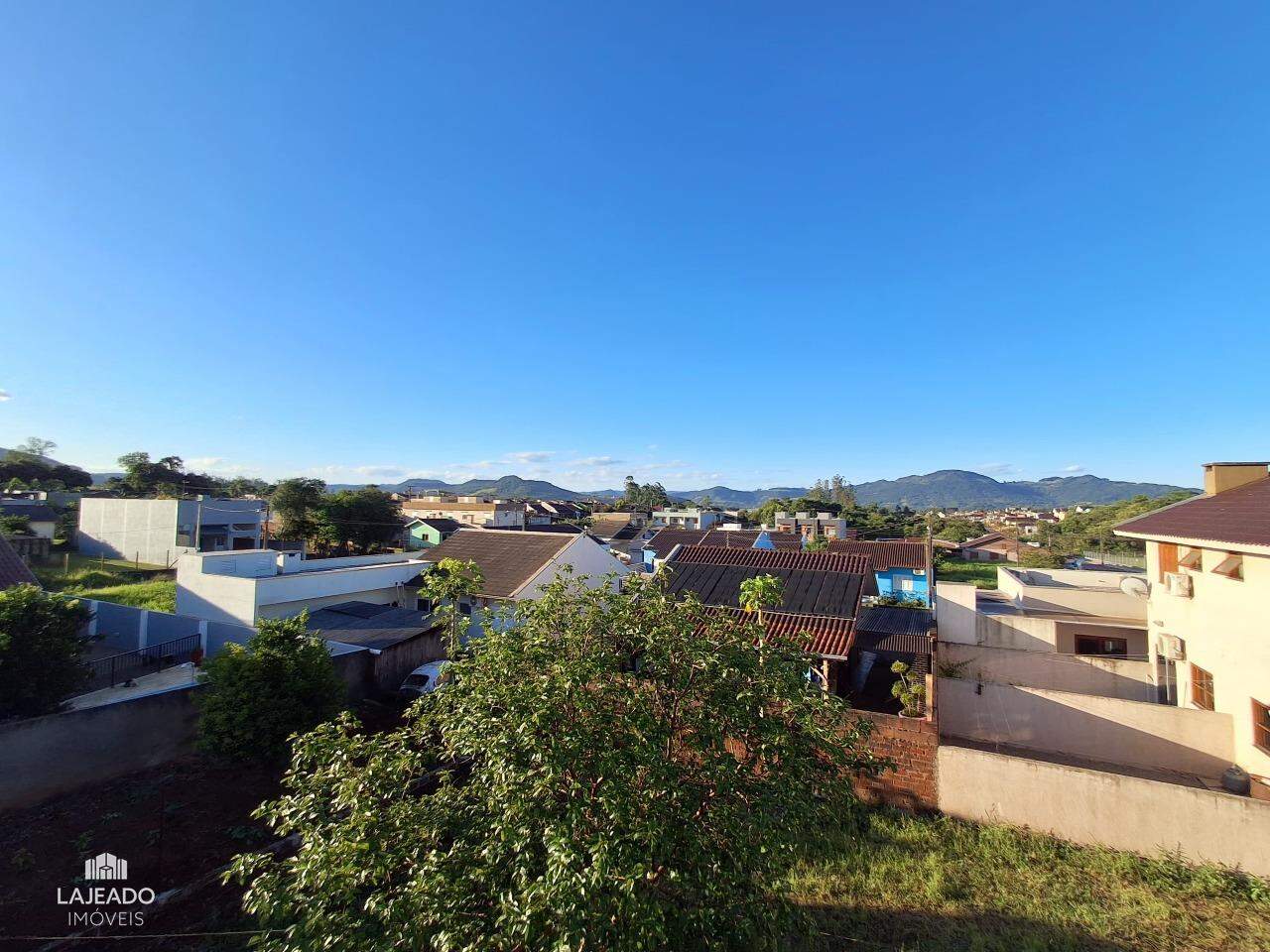 Casa à venda com 3 quartos, 57m² - Foto 4