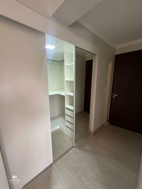 Apartamento à venda com 2 quartos, 74m² - Foto 6