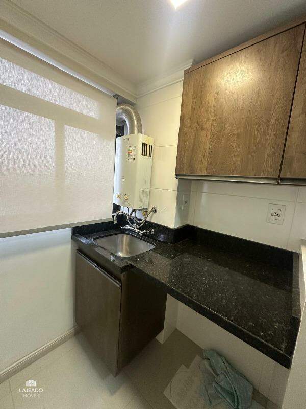 Apartamento à venda com 2 quartos, 74m² - Foto 7