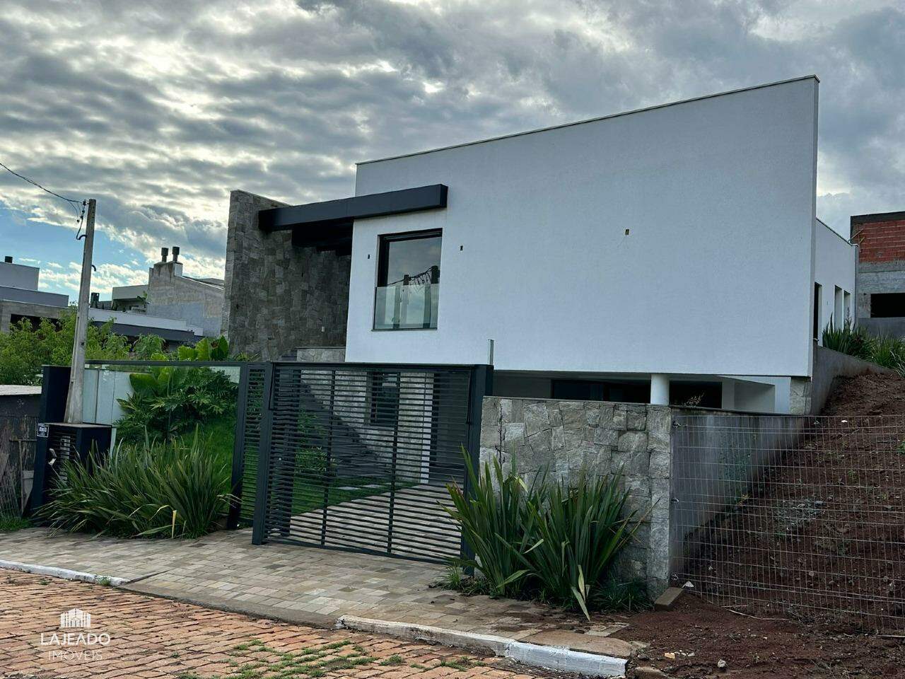Casa, 3 quartos, 322 m² - Foto 2