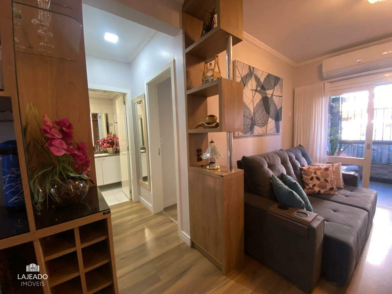 Apartamento à venda com 2 quartos, 67m² - Foto 6