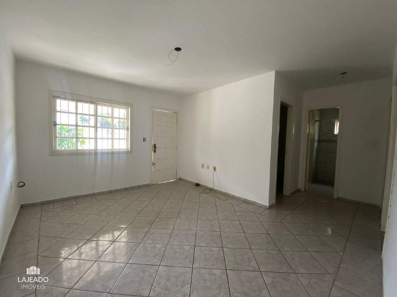 Casa à venda com 3 quartos, 89m² - Foto 9