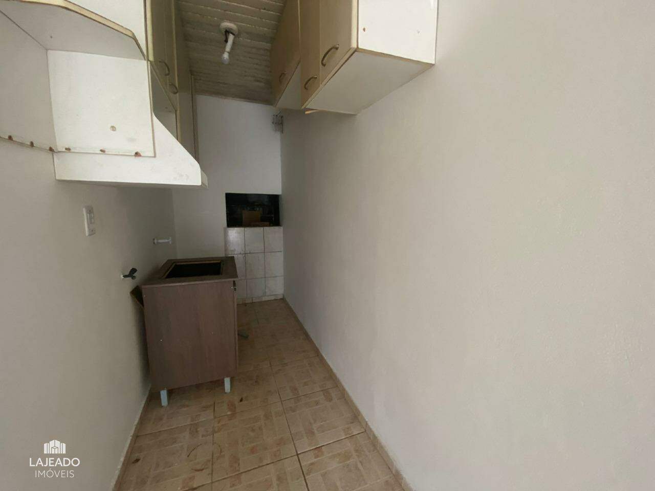 Casa à venda com 3 quartos, 89m² - Foto 16