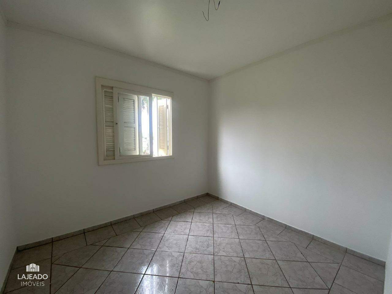 Casa à venda com 3 quartos, 89m² - Foto 13