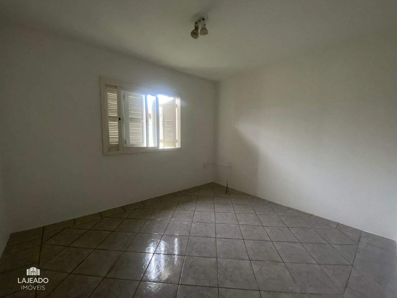 Casa à venda com 3 quartos, 89m² - Foto 11