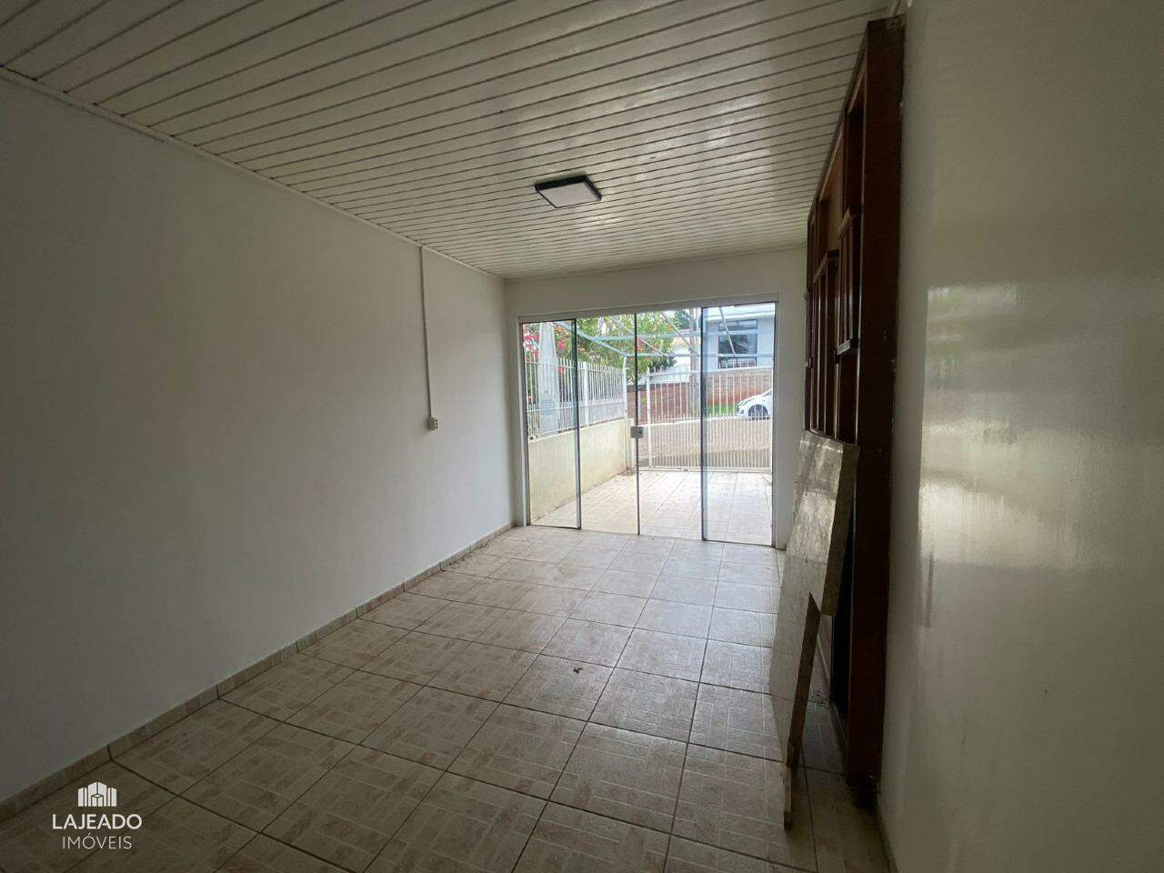 Casa à venda com 3 quartos, 89m² - Foto 8