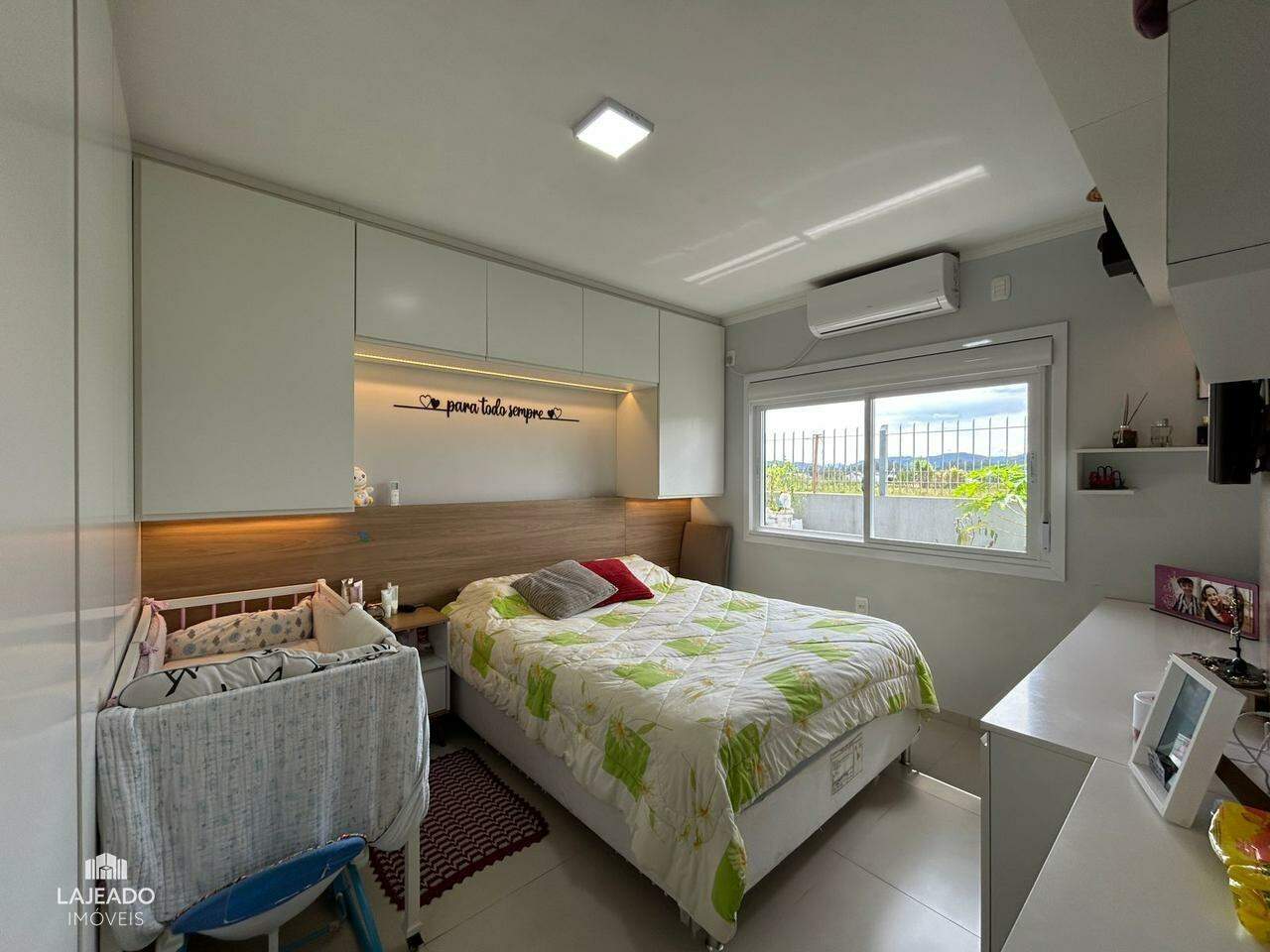 Casa à venda com 2 quartos, 84m² - Foto 9