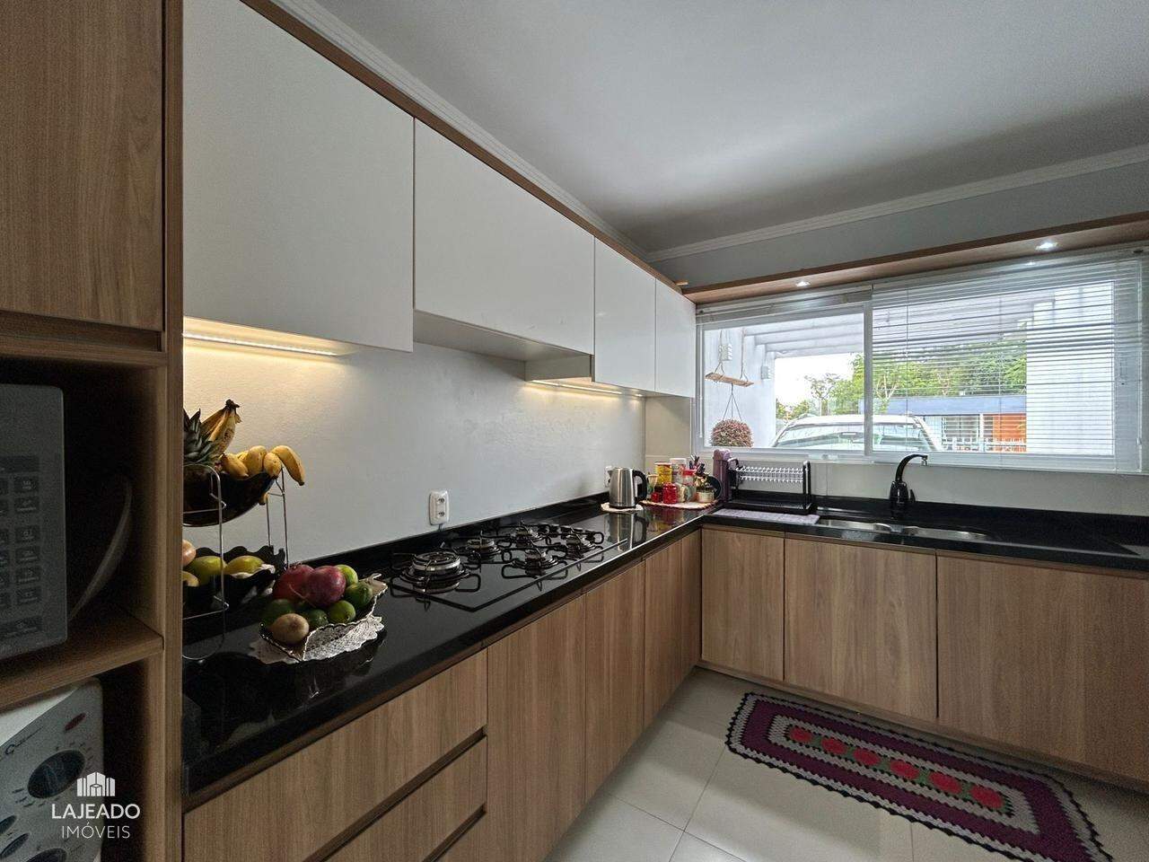 Casa à venda com 2 quartos, 84m² - Foto 3