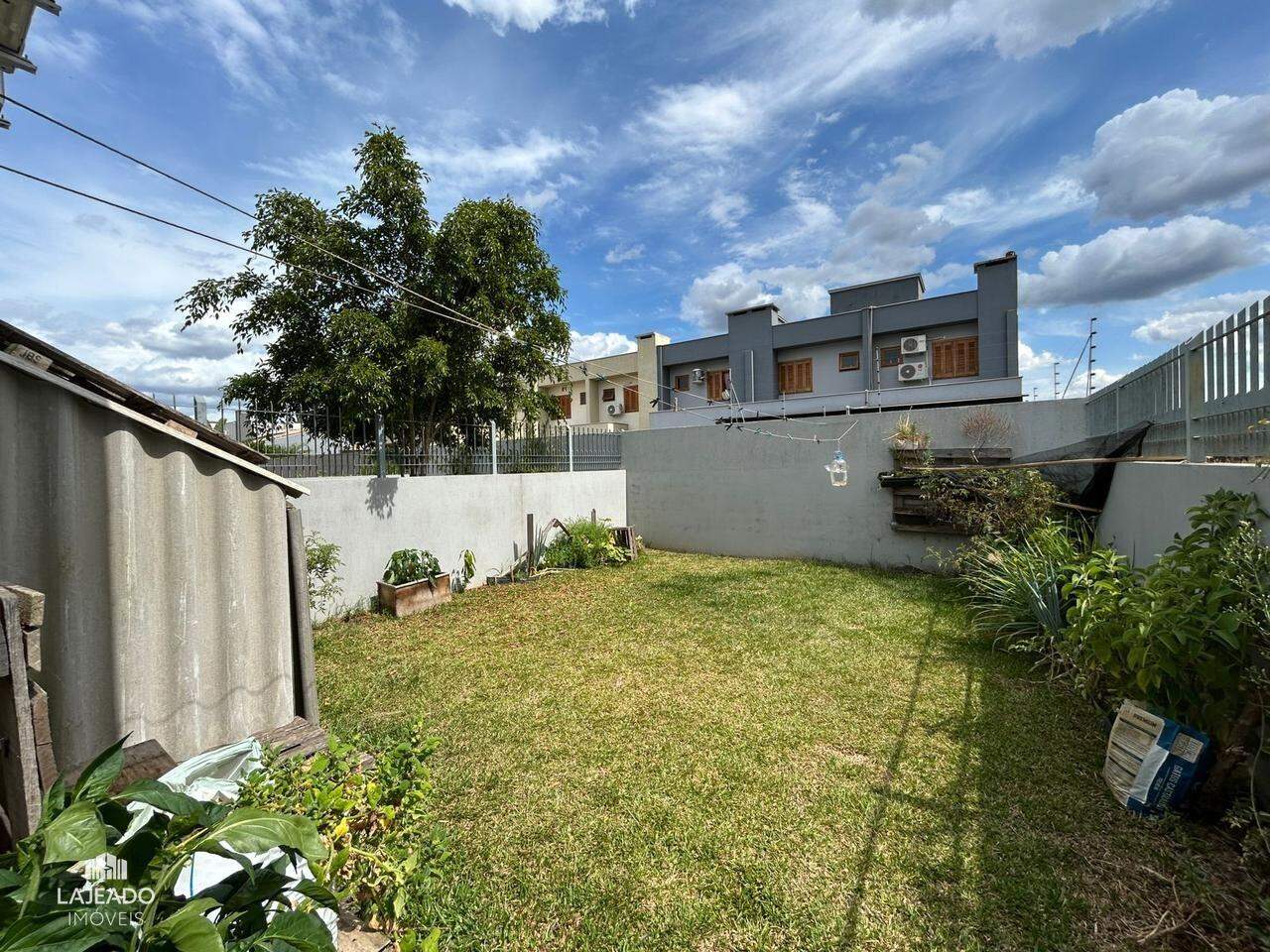 Casa à venda com 2 quartos, 84m² - Foto 14