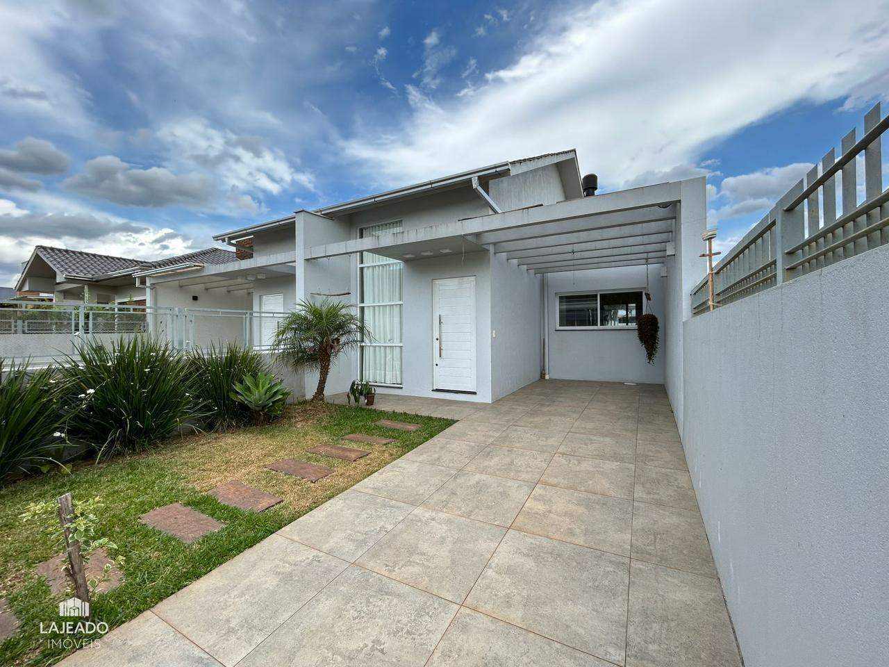 Casa, 2 quartos, 84 m² - Foto 1