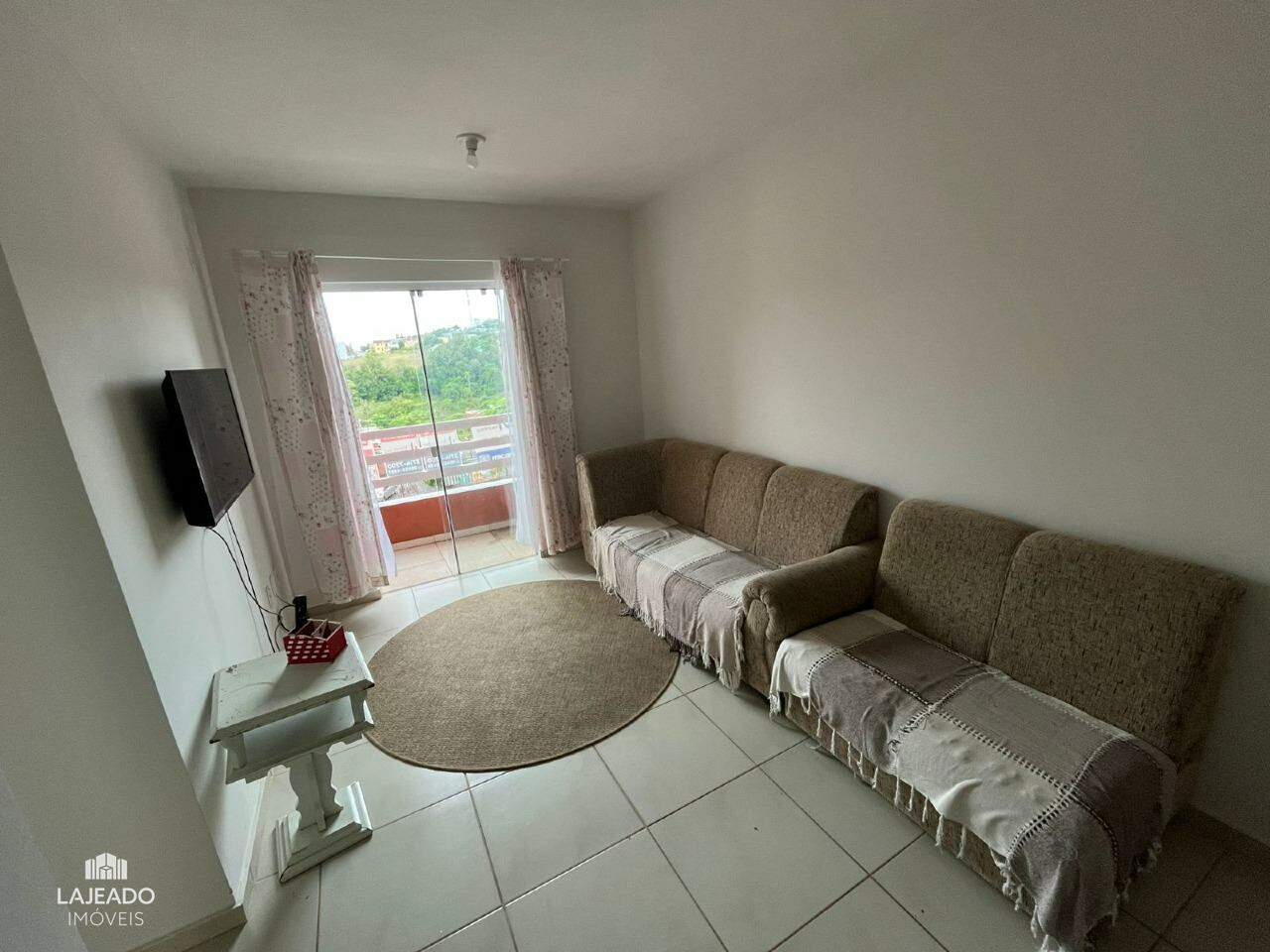 Apartamento à venda com 3 quartos, 56m² - Foto 2