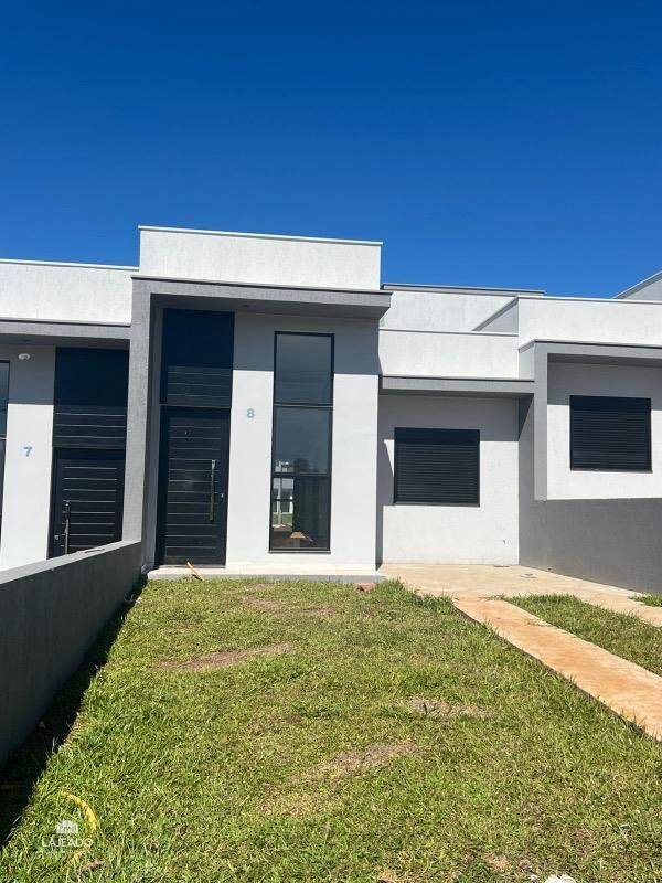 Casa à venda com 2 quartos, 66m² - Foto 1