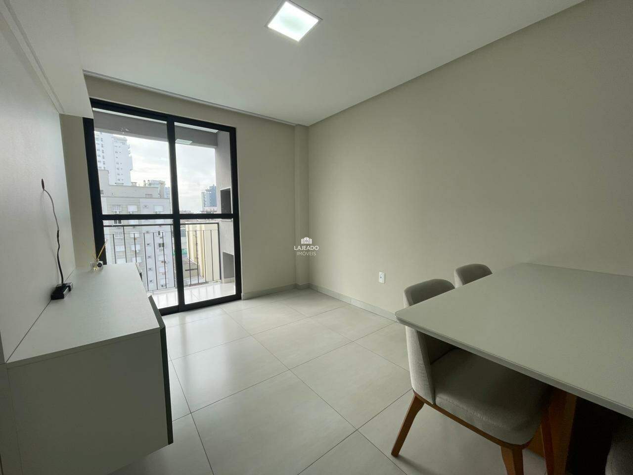 Apartamento, 1 quarto, 66 m² - Foto 2