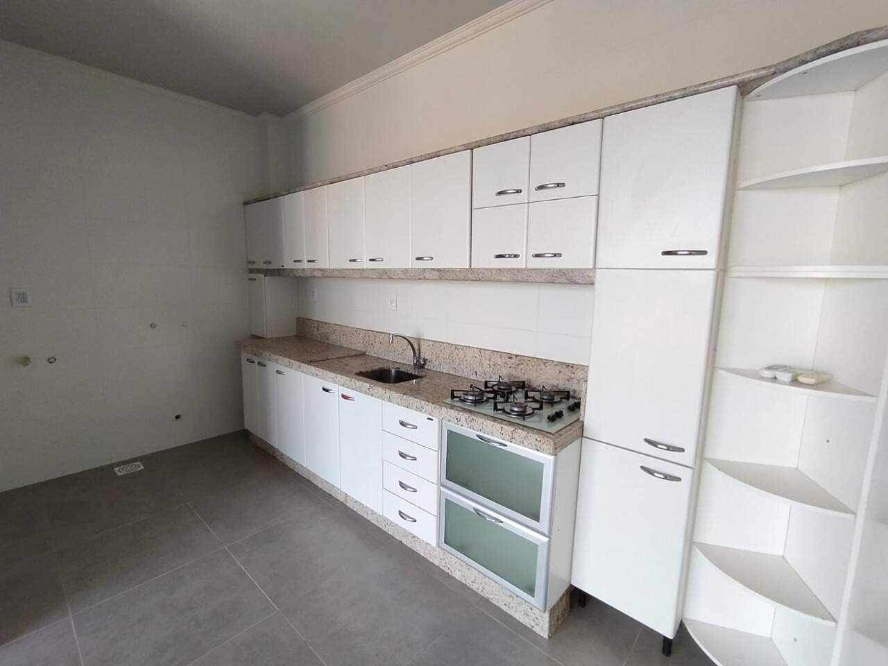 Apartamento à venda com 1 quarto, 53m² - Foto 5