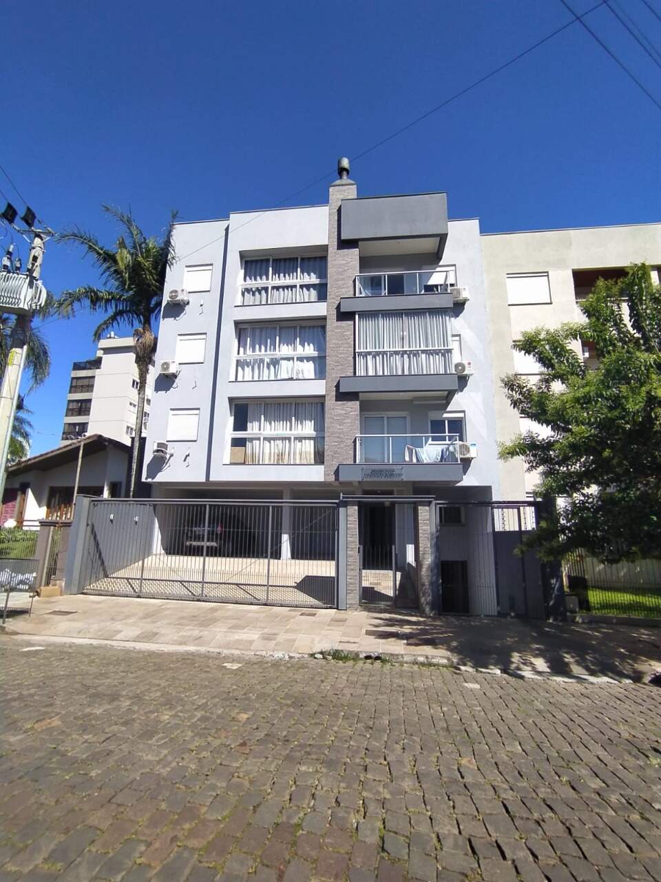 Apartamento à venda com 1 quarto, 53m² - Foto 1