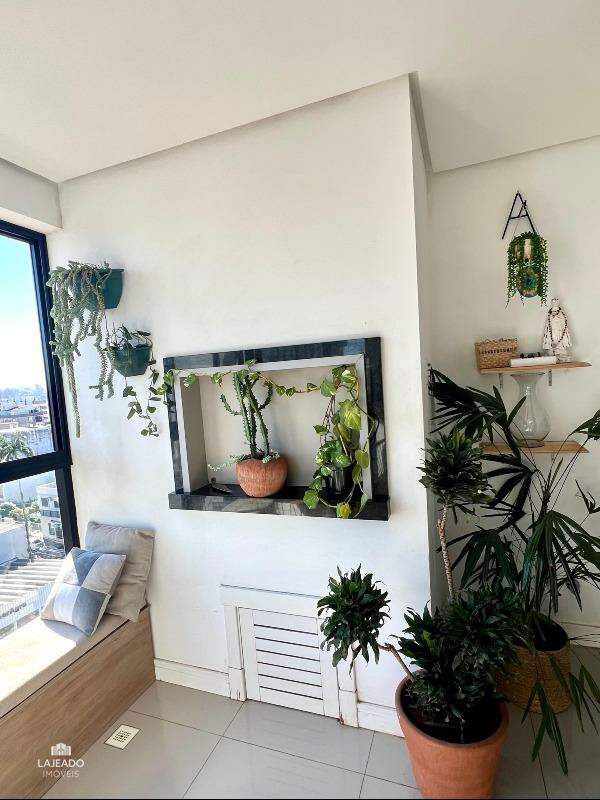 Apartamento à venda com 1 quarto, 55m² - Foto 13