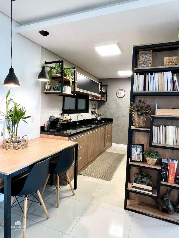 Apartamento à venda com 1 quarto, 55m² - Foto 8