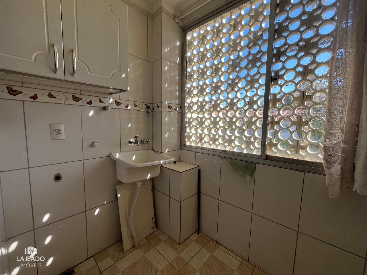 Apartamento para aluguel no Moinhos: 