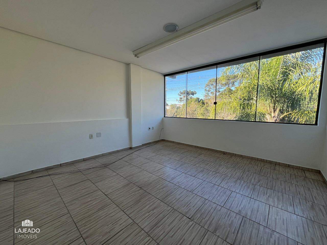 Pavilhão para aluguel no Universitário: 