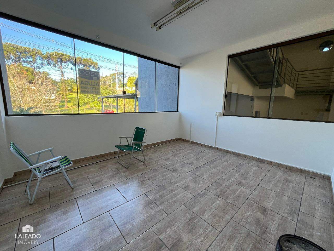 Pavilhão para aluguel no Universitário: 