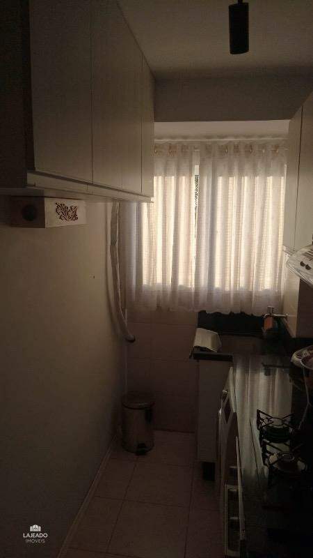 Apartamento à venda com 2 quartos, 56m² - Foto 15